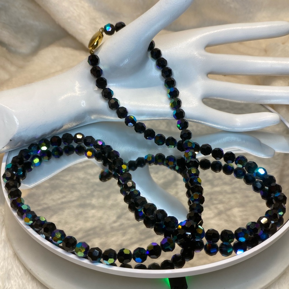 Black Aurora Faceted Bead Necklace